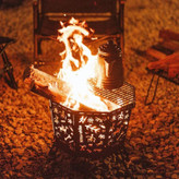 اجاق هیزمی تاشو کمپینگ نیچرهایک مدل CNH22CJ036 با طراحی تاشو و جنس استیل ضدزنگ