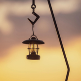 چراغ آویز کمپینگ رترو بلک داگ مدل BD-LYD010 با نور گرم